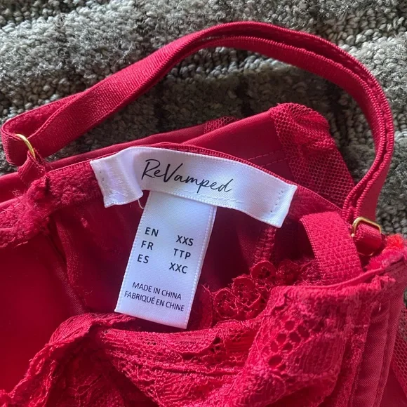 RED LACE BUSTIER DRESS - Picture 6 of 6